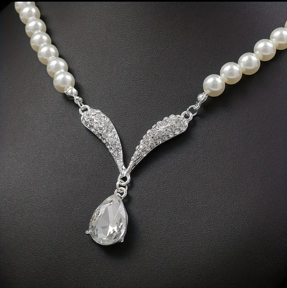 Necklace set - Picture 4 of 5